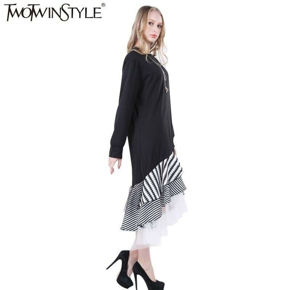 Two Twin Style | Ruffle Hem Dress